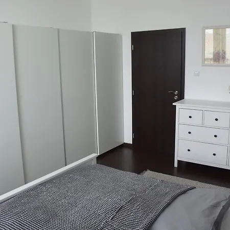 Apartament Apartman Dc2