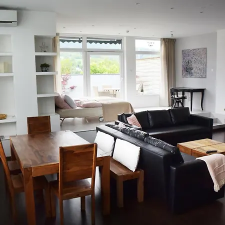 Apartman Dc2 *